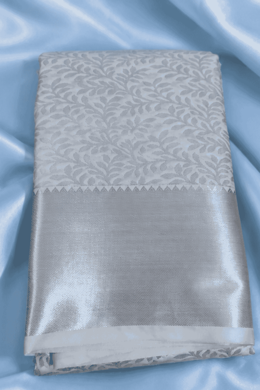 Samudrika Pattu Silk Saree White
